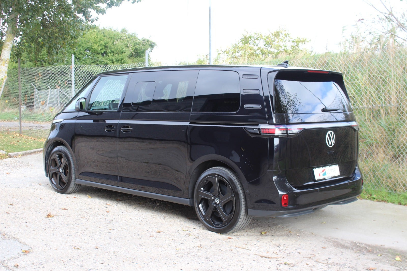 Sort VW ID.Buzz fra 2025