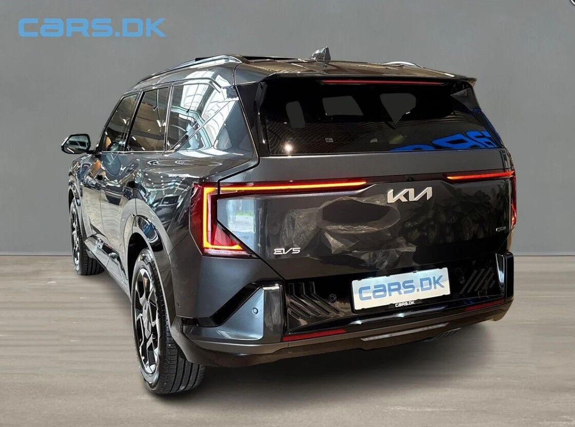 Grå Kia EV5 fra 2026