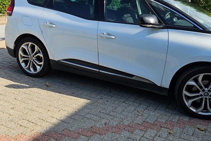 undefined Renault Grand Scénic fra 2017