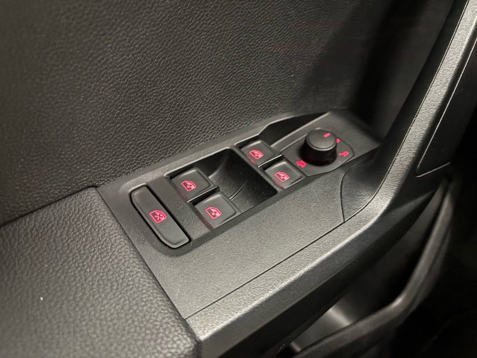 Grå Seat Ibiza fra 2023