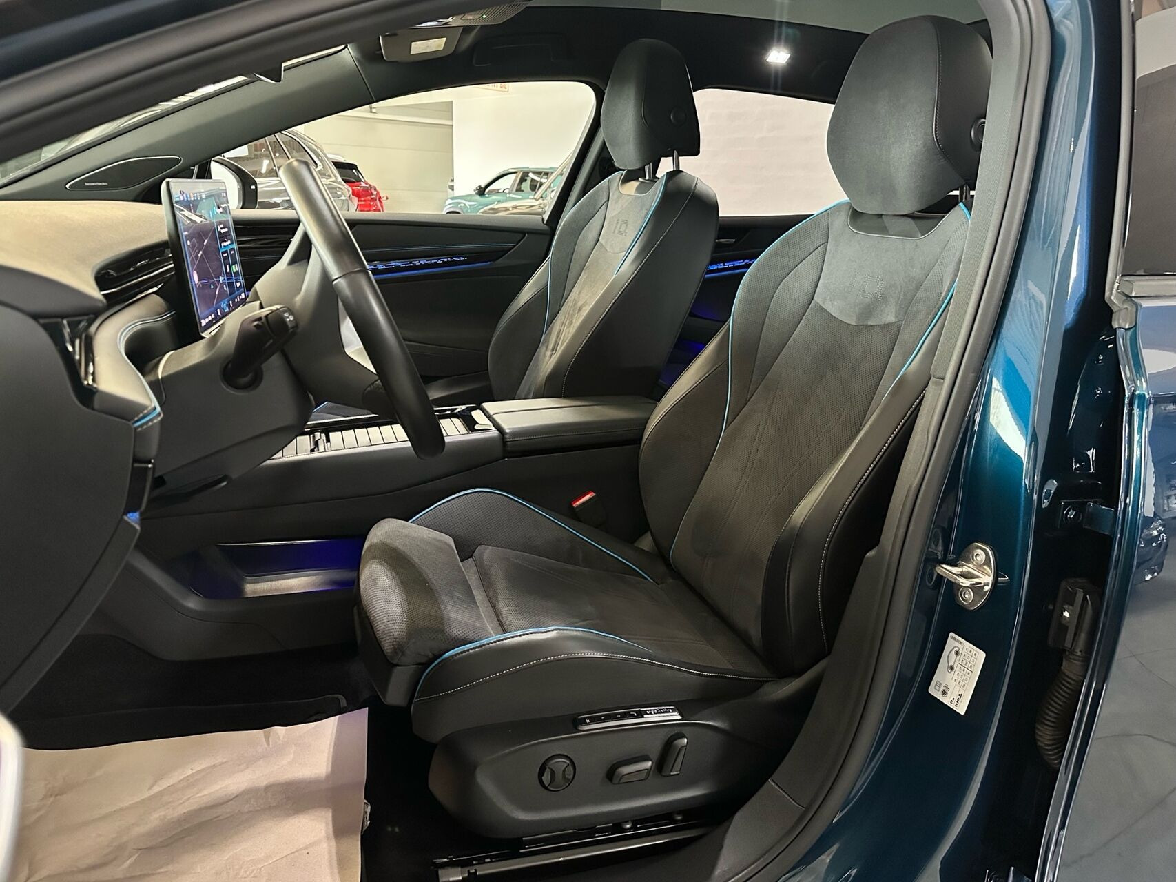 Blå VW ID.7 fra 2023