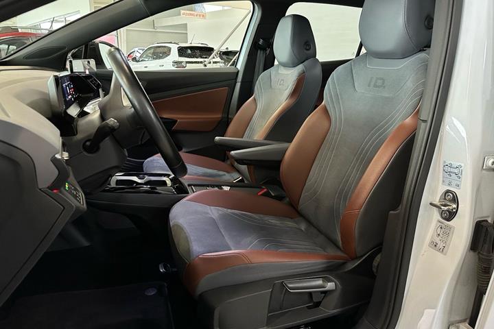 Hvid VW ID.4 fra 2021