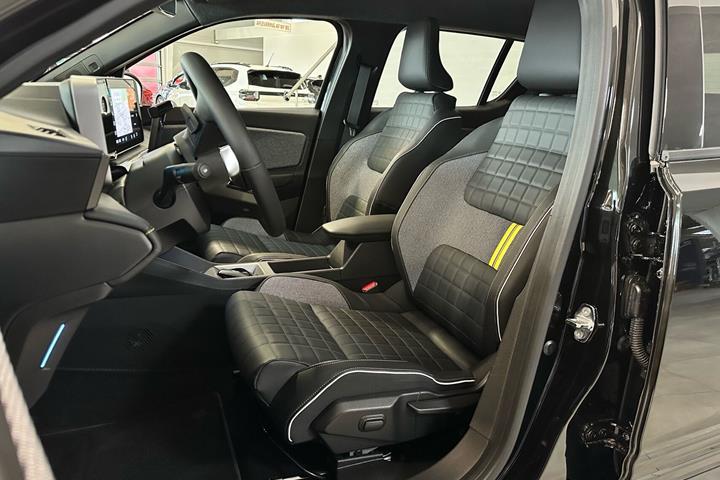 Sort Renault 4 fra 2026