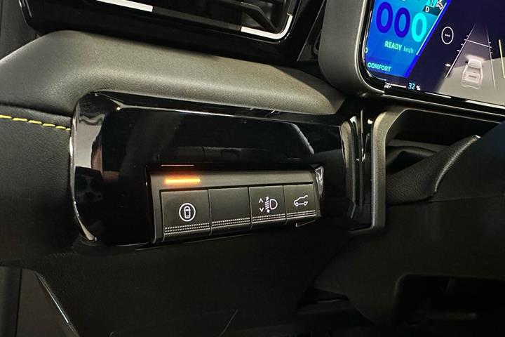 Sort Renault 4 fra 2026