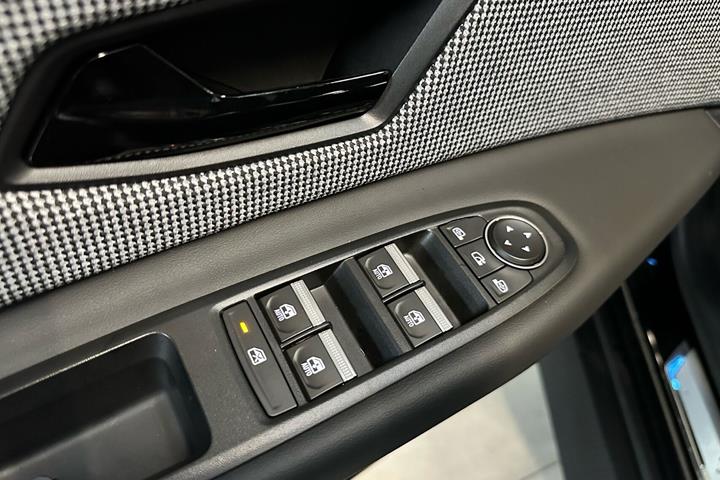 Sort Renault 4 fra 2026