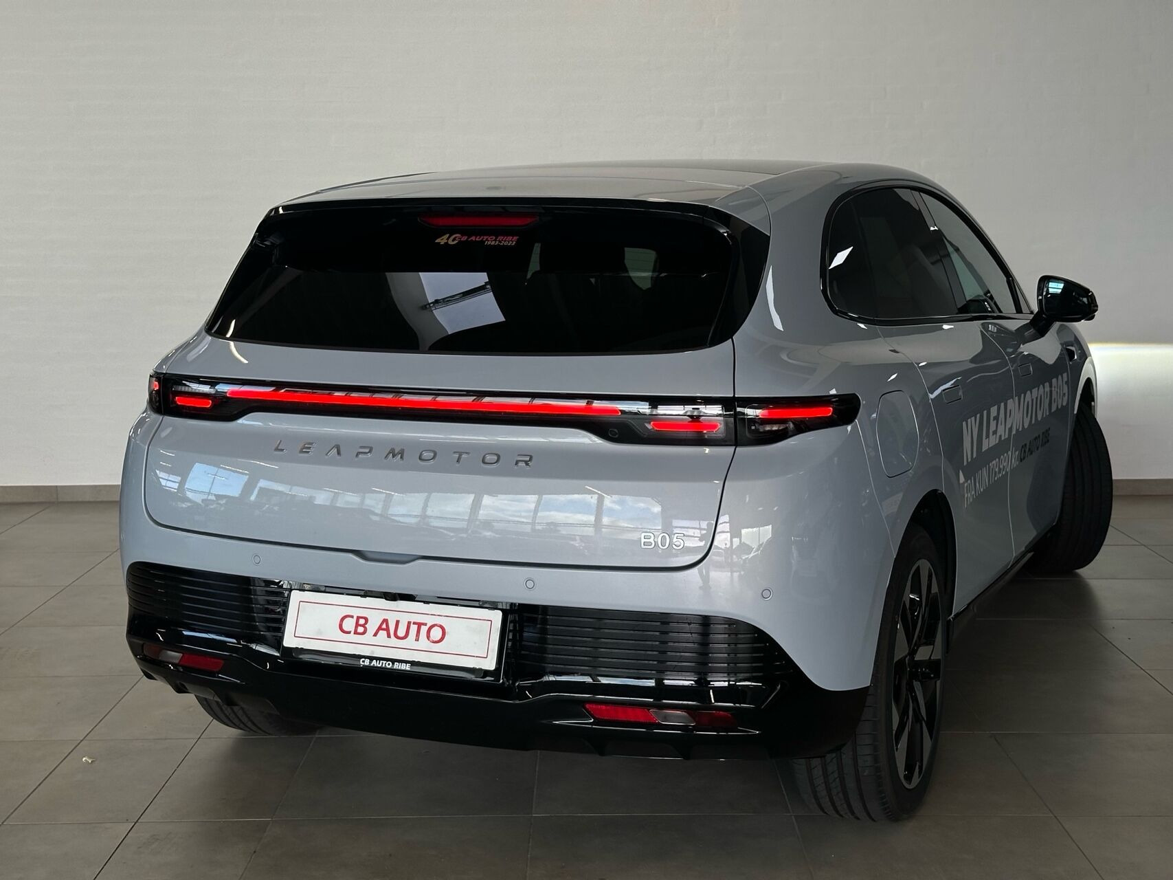 Grå Leapmotor B05 fra 2026