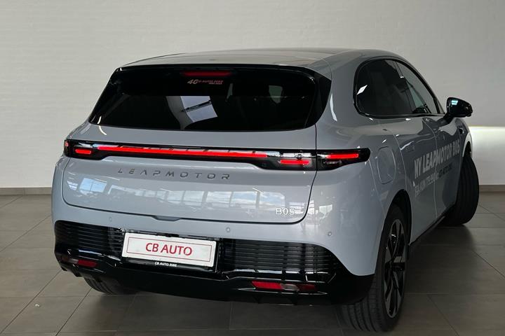 Grå Leapmotor B05 fra 2026