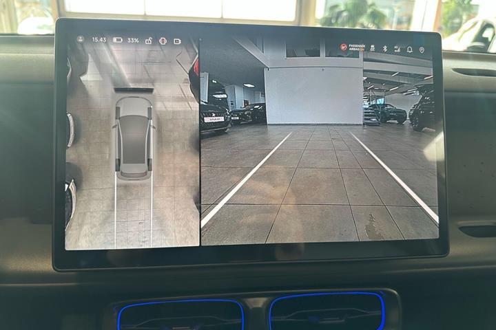 Grå Leapmotor B05 fra 2026
