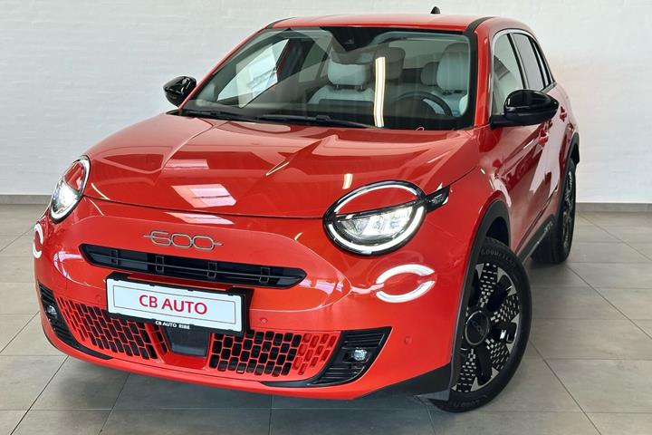Orange Fiat 600e fra 2024