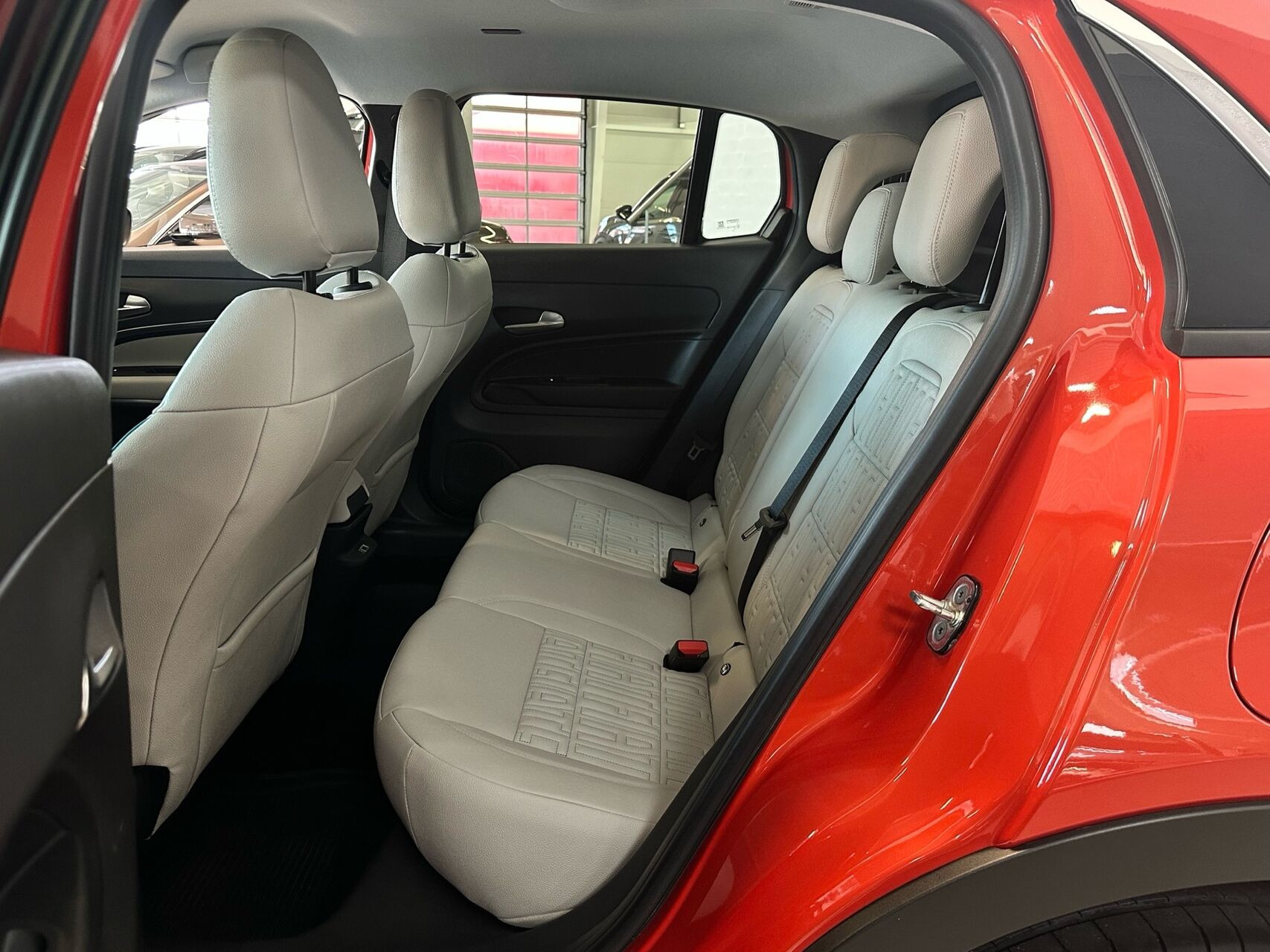 Orange Fiat 600e fra 2024