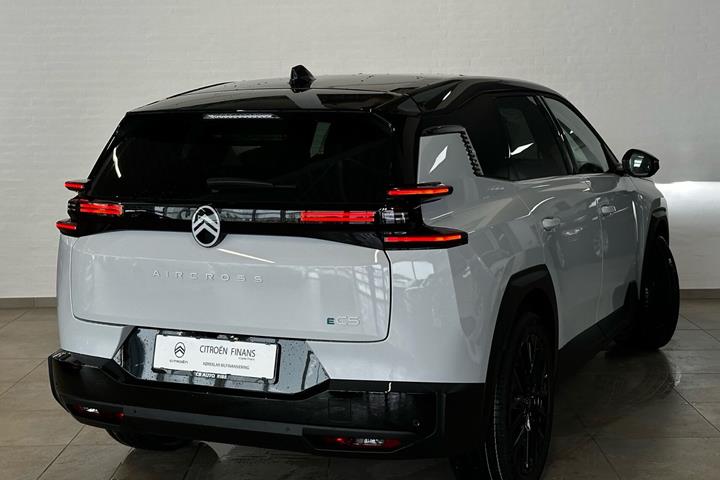 Hvid Citroën ë-C5 Aircross fra 2026