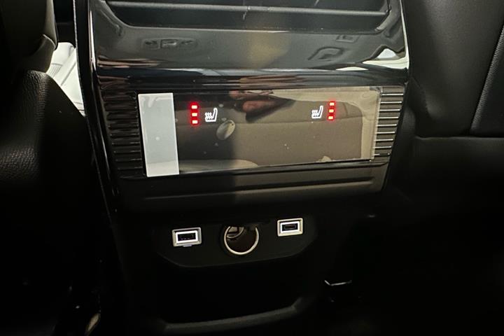 Hvid Citroën ë-C5 Aircross fra 2026