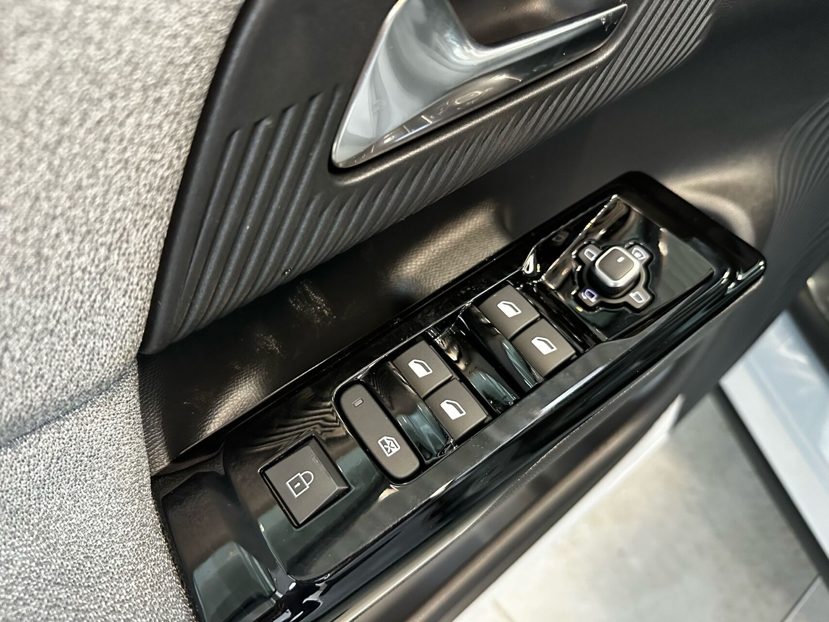 Hvid Citroën ë-C5 Aircross fra 2026