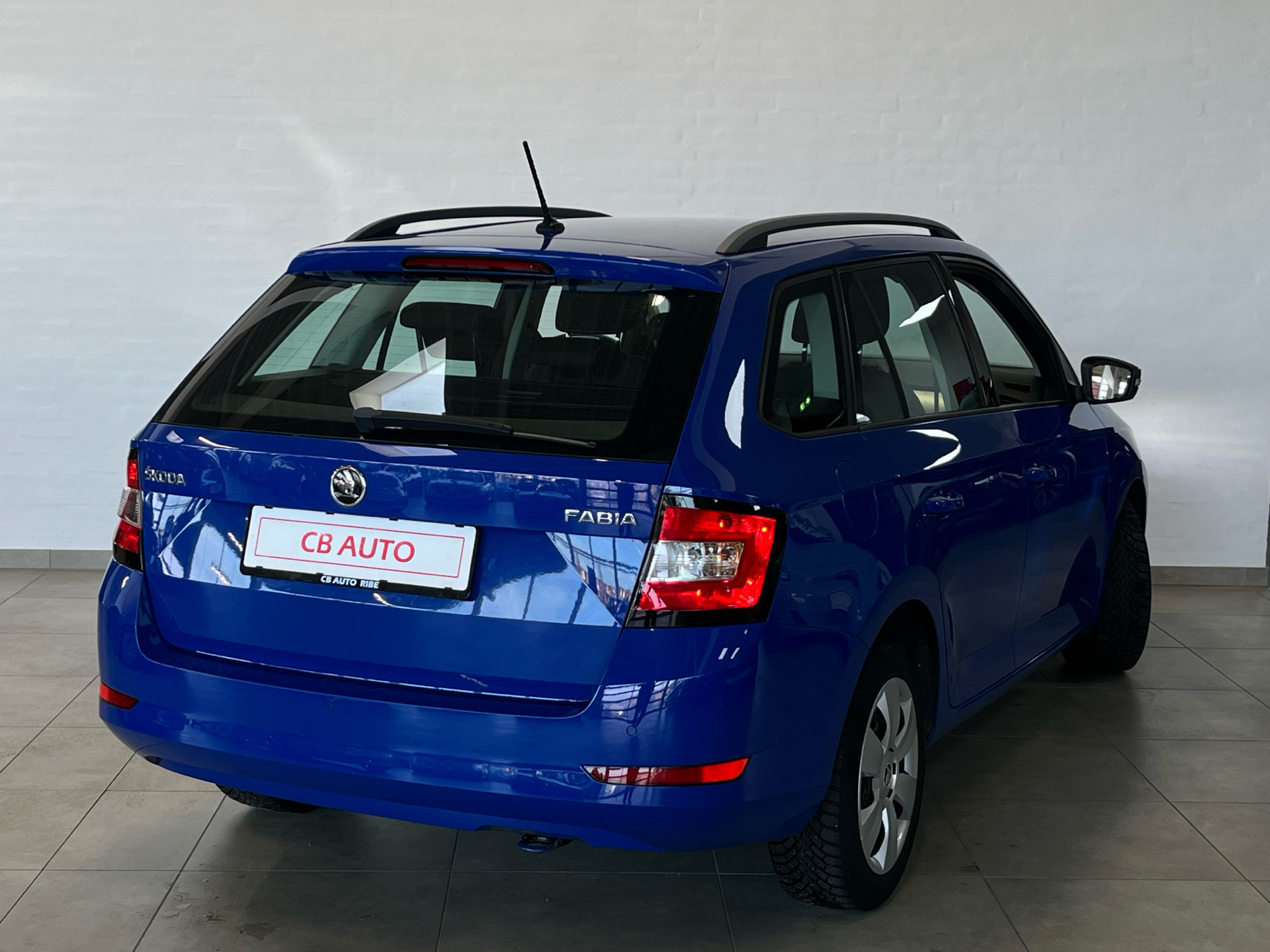 Blå Skoda Fabia fra 2018