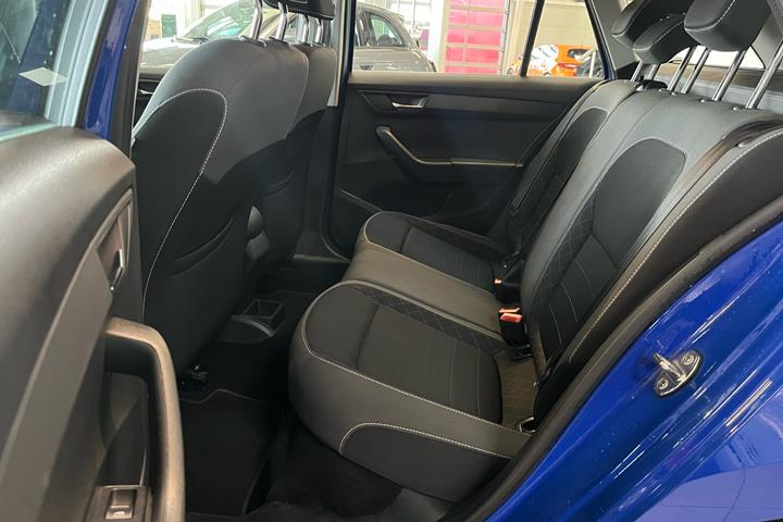Blå Skoda Fabia fra 2018