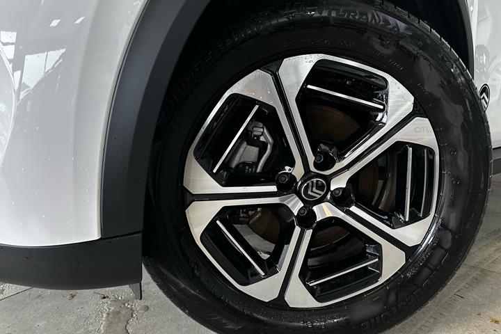 Hvid Citroën e-C3 Aircross fra 2025