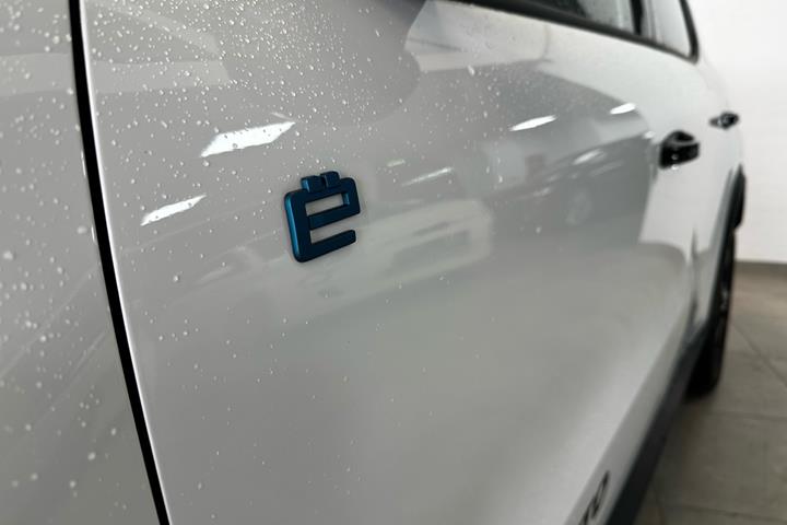 Hvid Citroën e-C3 Aircross fra 2025