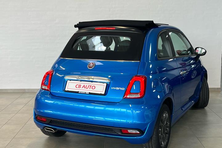 Blå Fiat 500C fra 2021