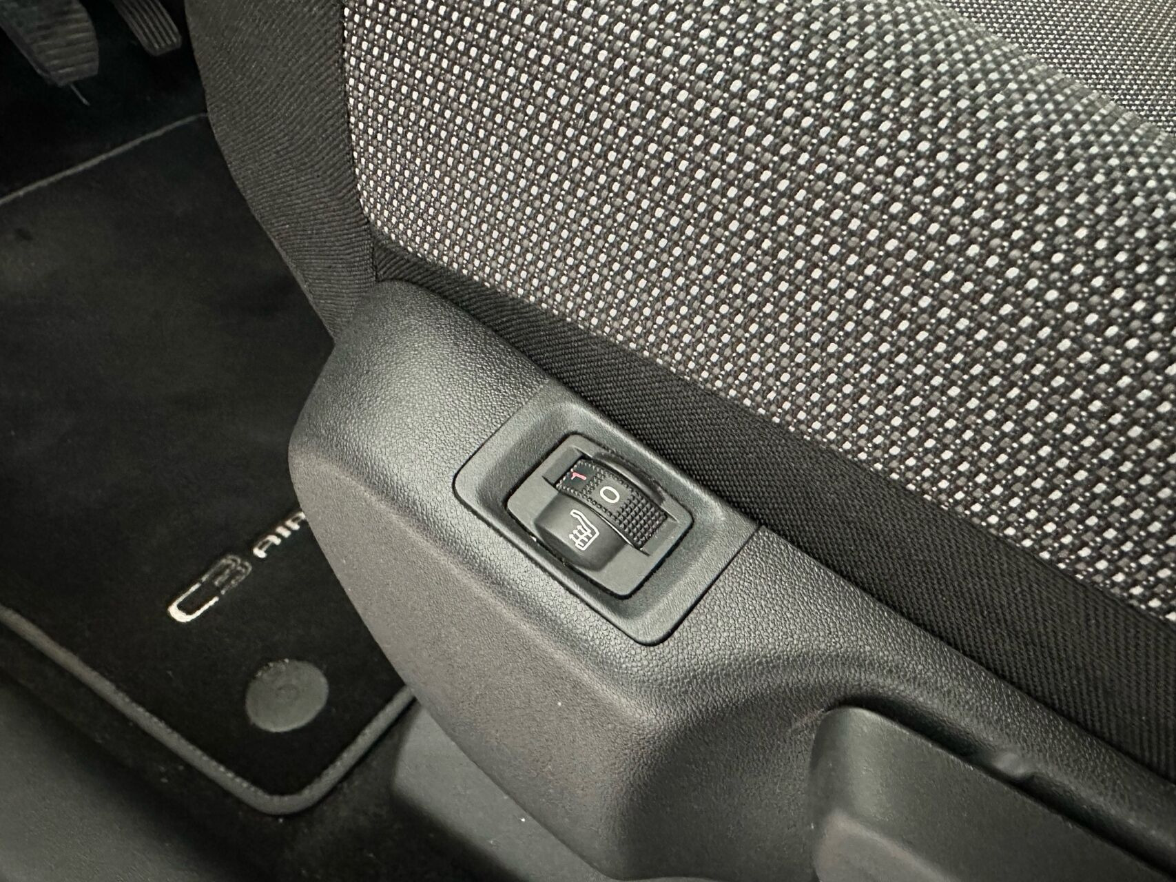 Rød Citroën C3 Aircross fra 2023