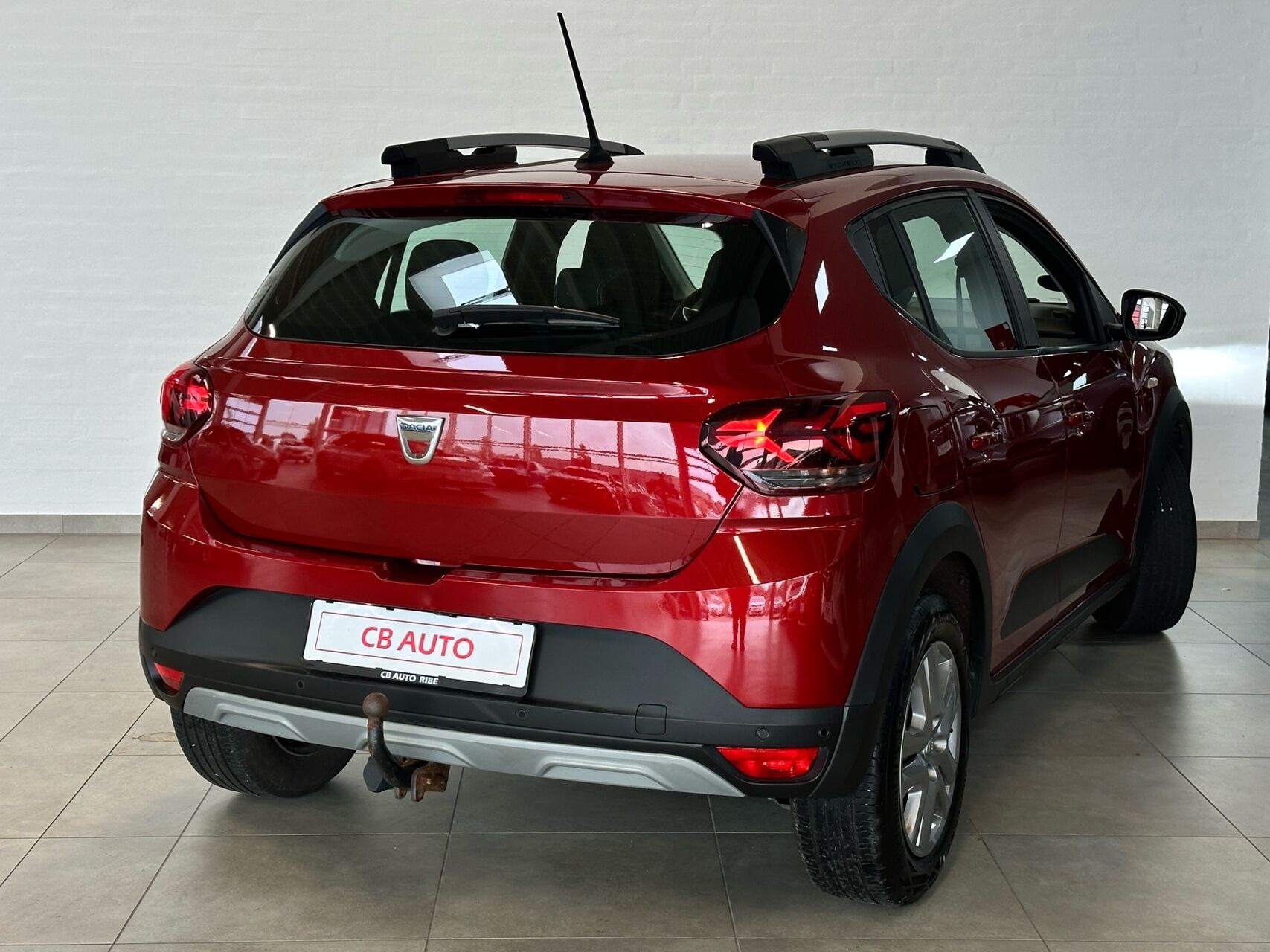 Rød Dacia Sandero fra 2022