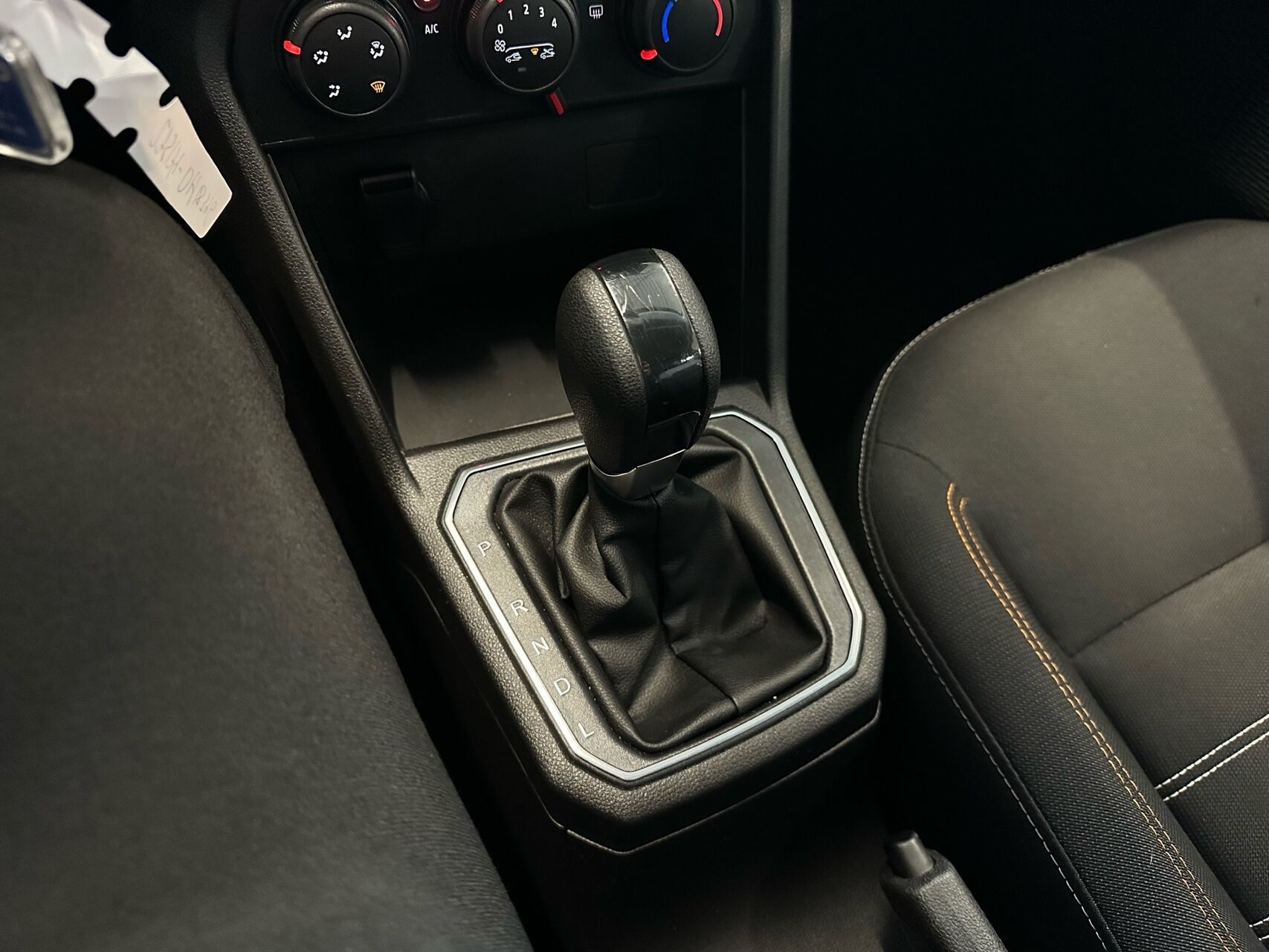 Rød Dacia Sandero fra 2022