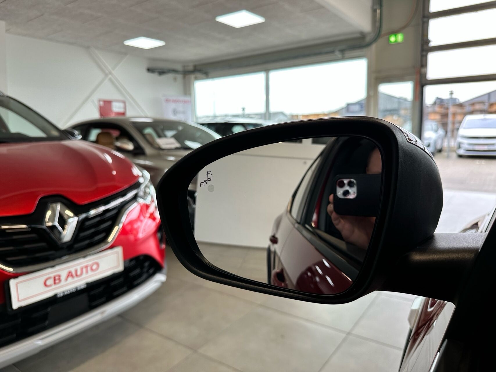 Rød Dacia Sandero fra 2022