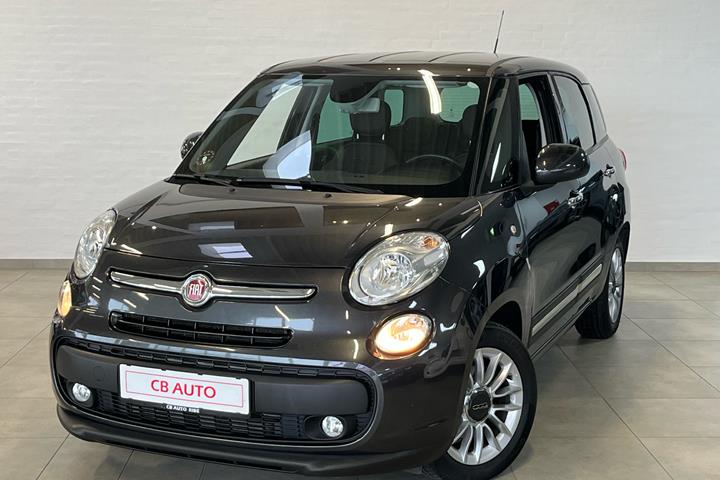 Sort Fiat 500L Living fra 2017