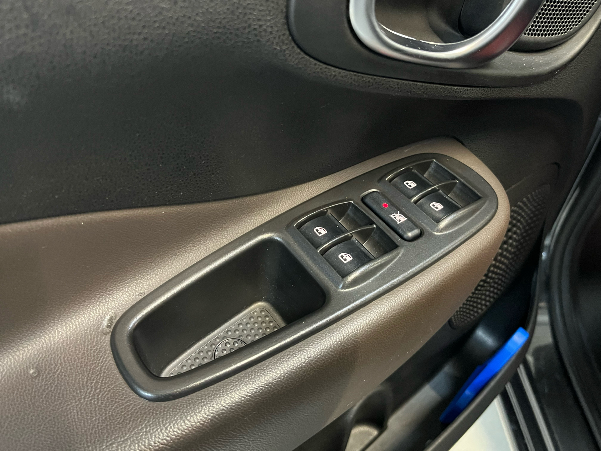 Sort Fiat 500L Living fra 2017