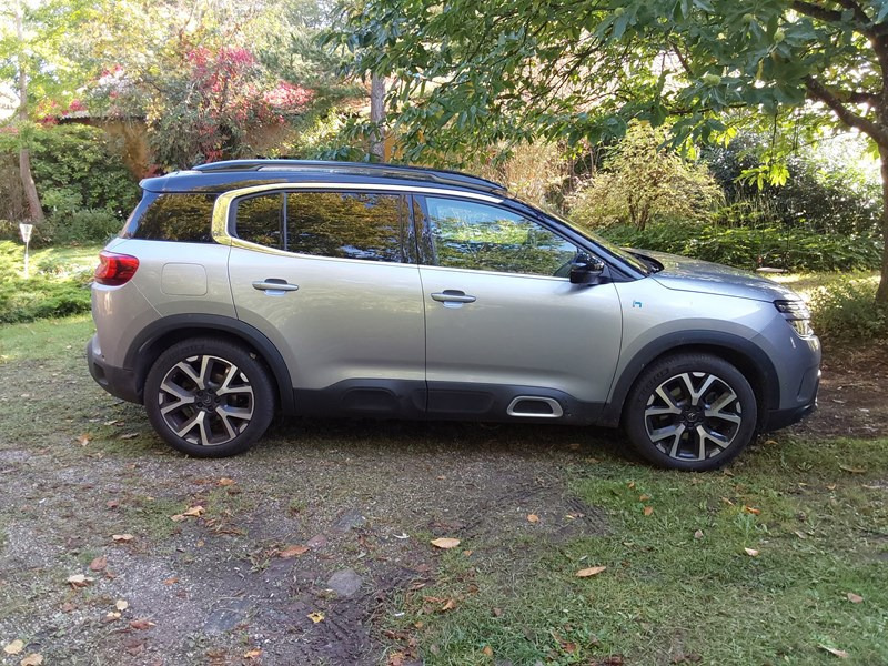 Citroën C5 Aircross 1.6 HYBRID SUV Aut.