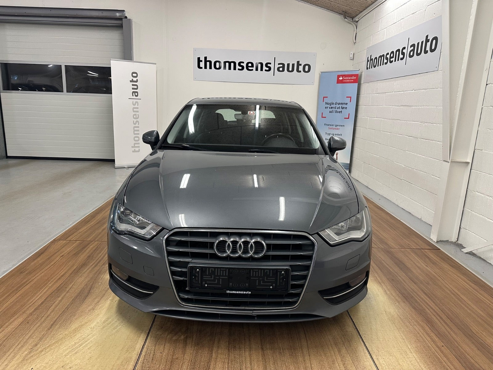 Grå Audi A3 fra 2016