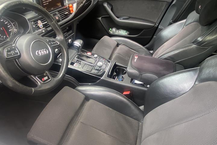 undefined Audi A6 fra 2011