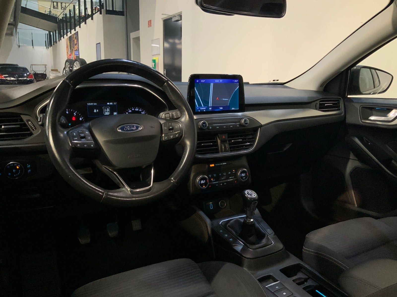 Grå Ford Focus fra 2019