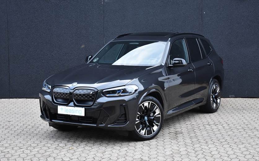 BMW iX3 Charged Plus M-Sport