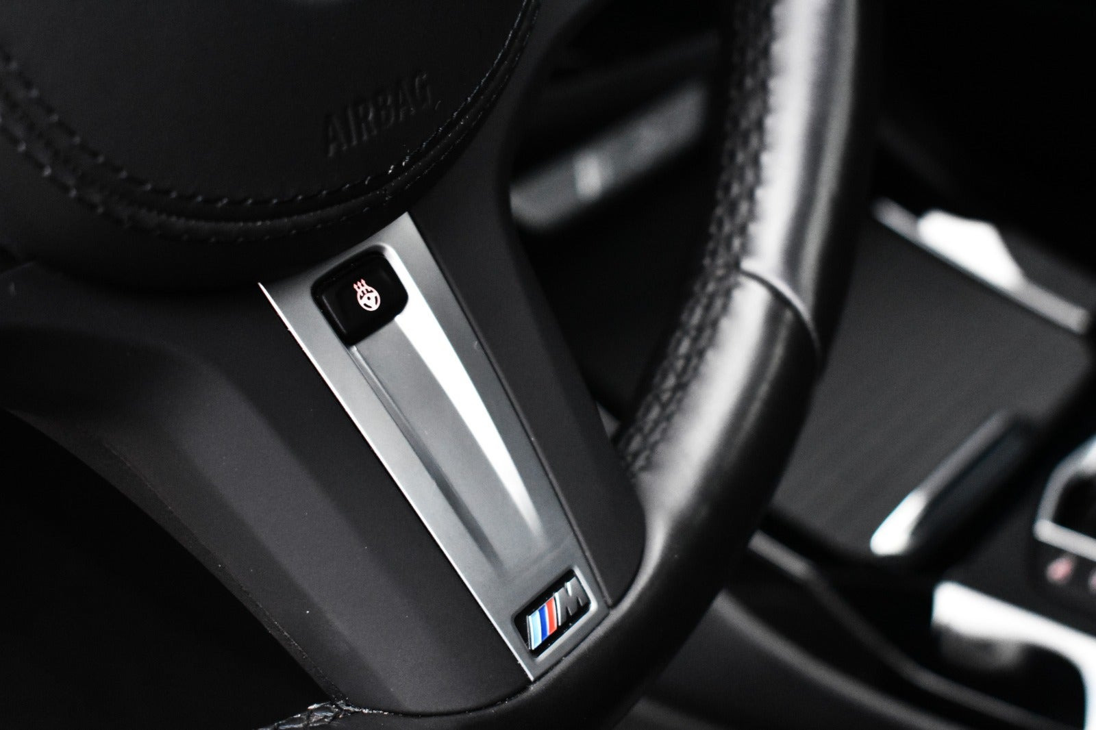 Grå BMW iX3 fra 2022