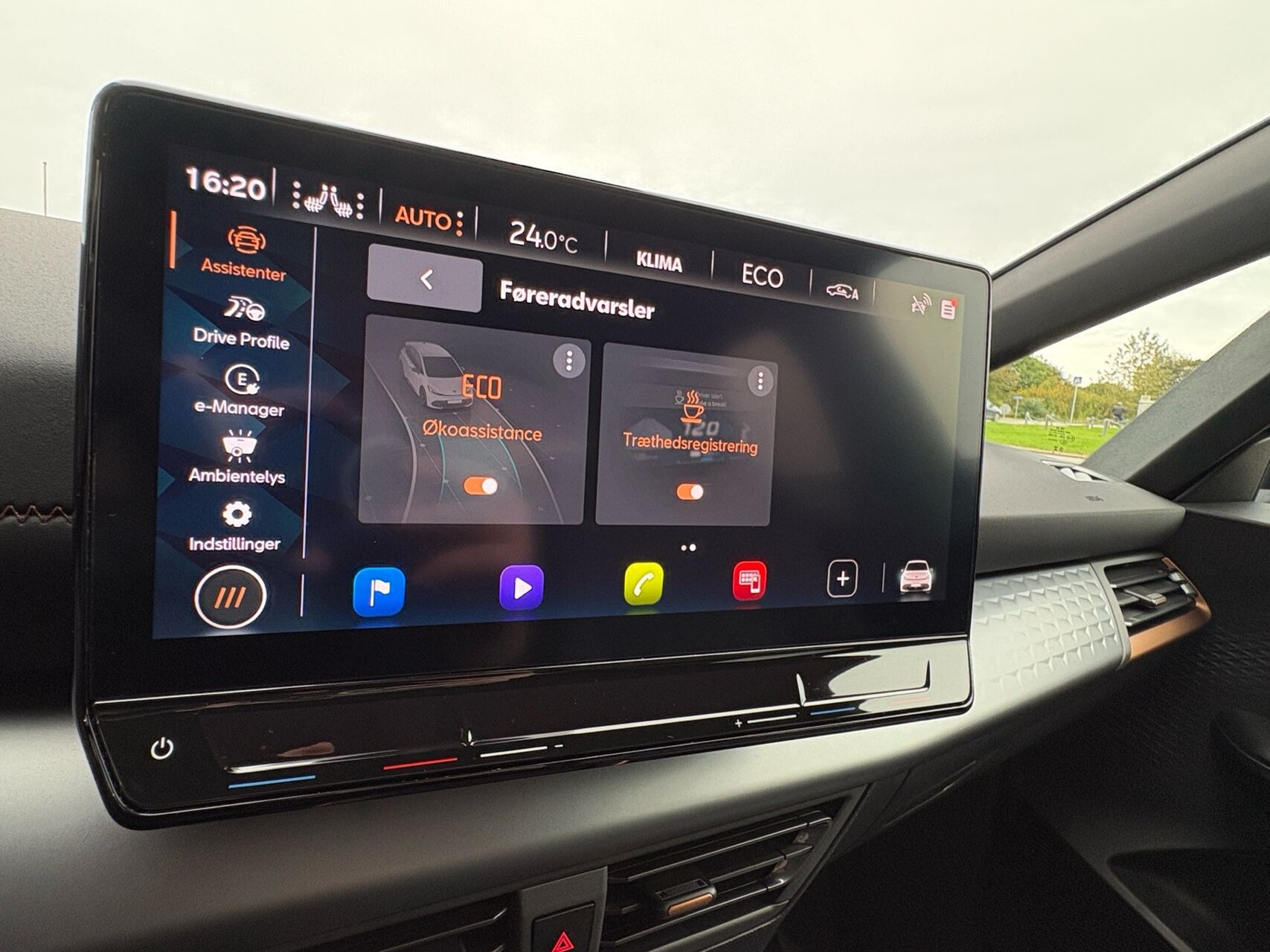 Grå Cupra Born fra 2024