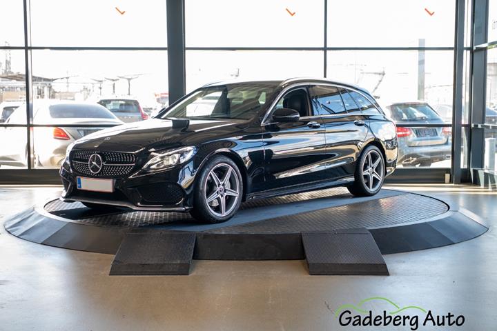 Sort Mercedes C220 d fra 2017