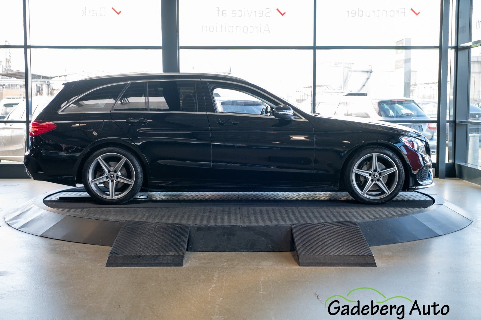 Sort Mercedes C220 d fra 2017