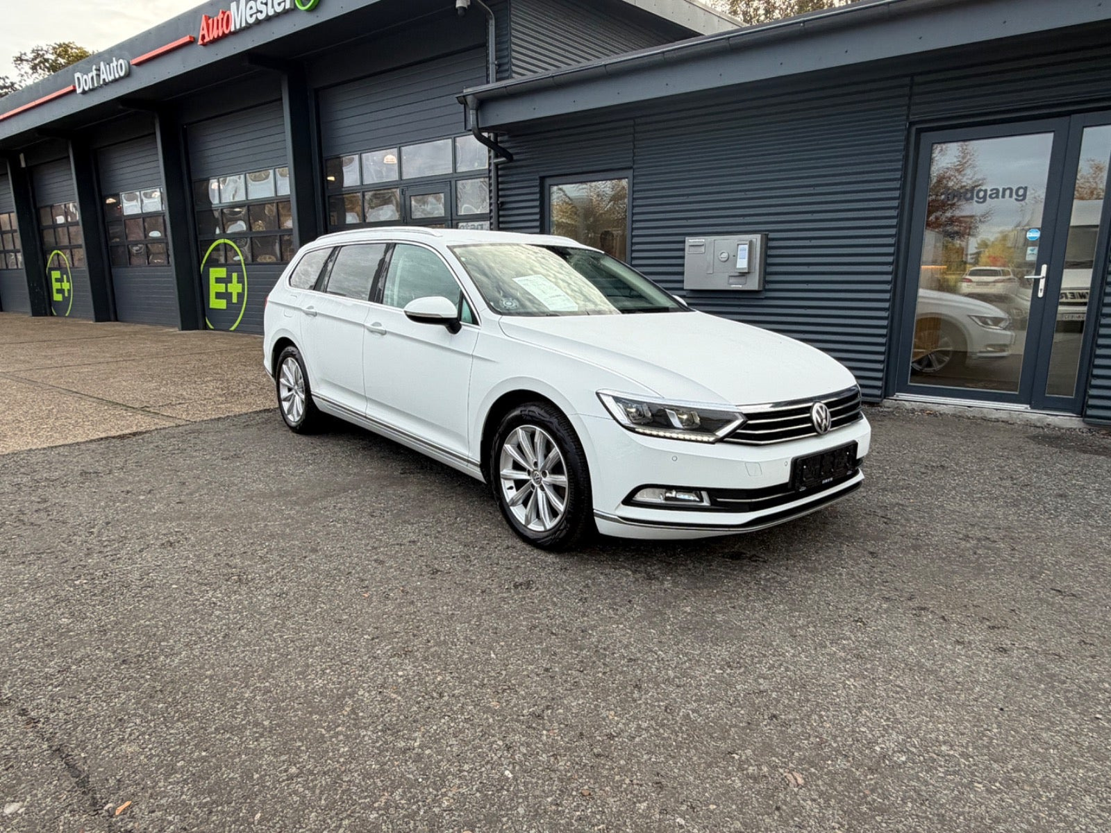 VW Passat 1,8 TSi 180 High+ Variant DSG