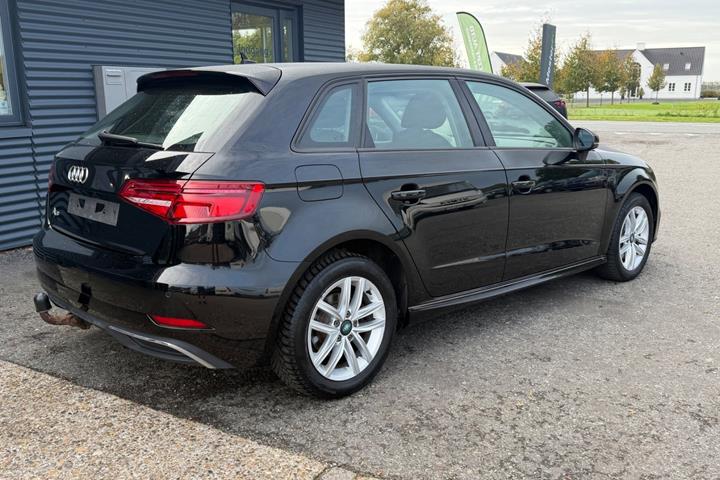 undefined Audi A3 fra 2020