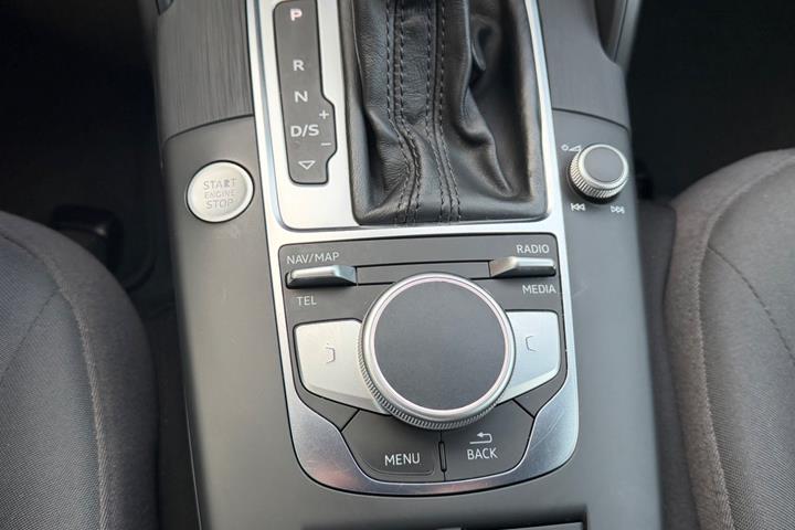 undefined Audi A3 fra 2020