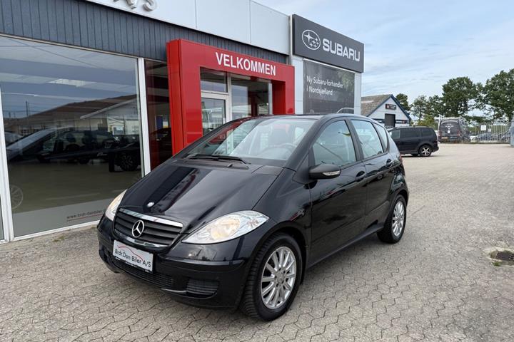 Sort Mercedes A150 fra 2006