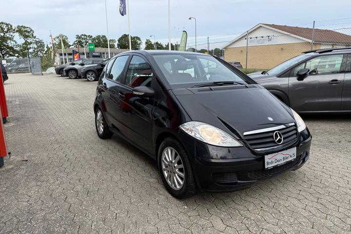 Sort Mercedes A150 fra 2006