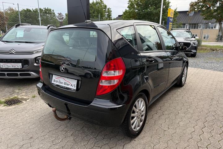 Sort Mercedes A150 fra 2006