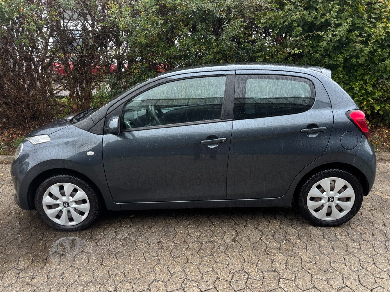 Grå Citroën C1 fra 2017