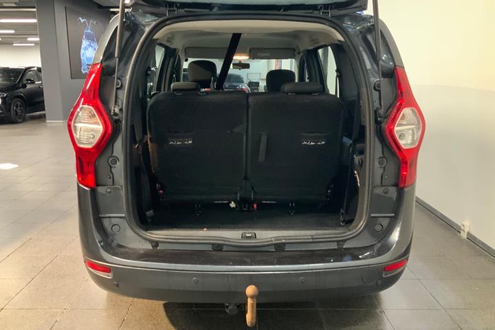 Grå Dacia Lodgy fra 2019