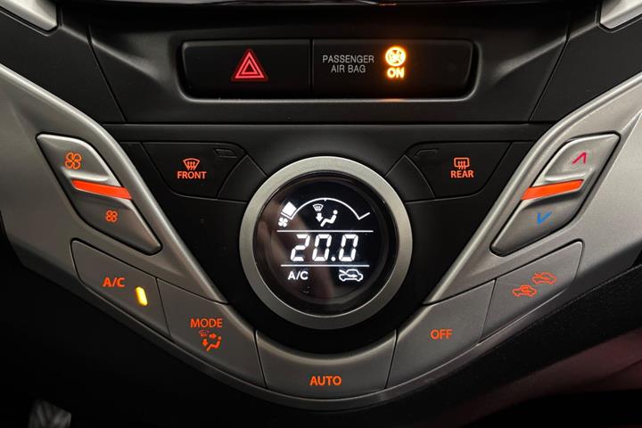 Blå Suzuki Baleno fra 2018