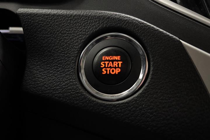 Blå Suzuki Baleno fra 2018