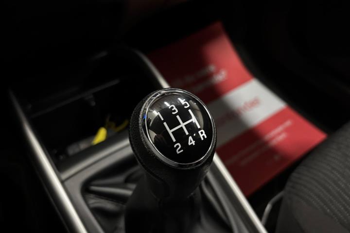 Blå Suzuki Baleno fra 2018