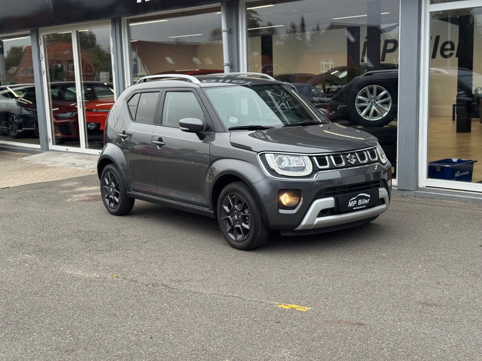 Grå Suzuki Ignis fra 2024