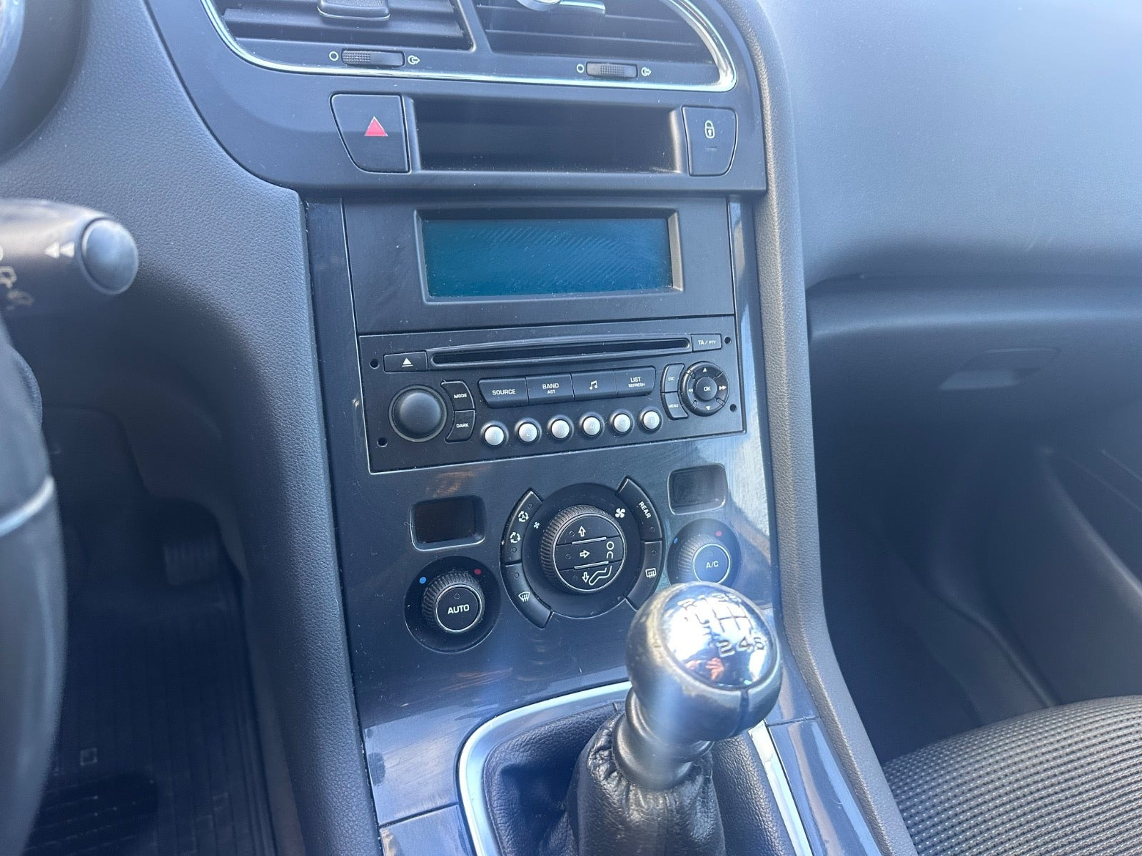 undefined Peugeot 5008 fra 2012